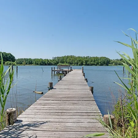 Apartment Haus Schwanensee Maritimes Am Ploener Bosau